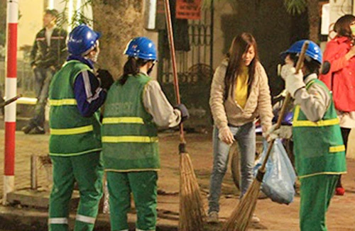 Chiêu lừa “khuyến mại tiền… đổ rác”