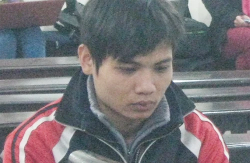 Gà què ăn quẩn...