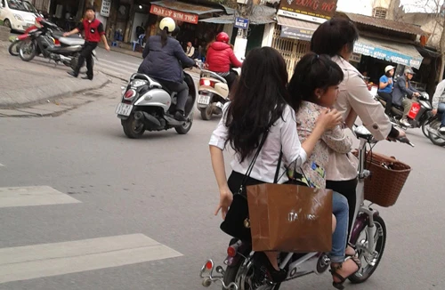 Xe đạp điện thật ít - giả nhiều