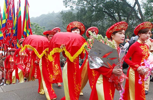 Biết ơn các bậc tiền nhân dựng nước và giữ nước