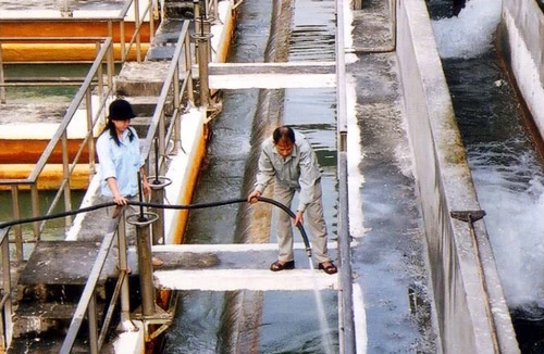 Tìm nguồn nước sạch cho Hà Nội