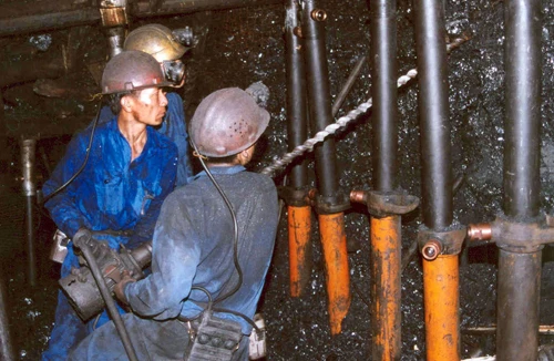 Ngổn ngang tái cơ cấu doanh nghiệp