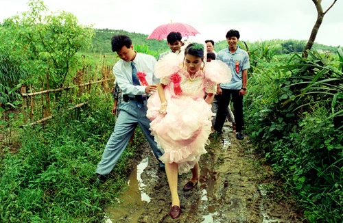 Đàn ông Trung Quốc ngày càng khó lấy vợ