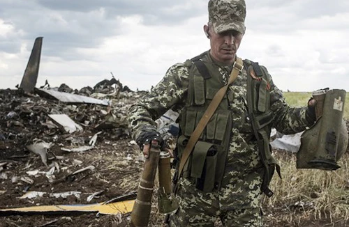 Tổng thống Ukraine đề xuất ngừng bắn