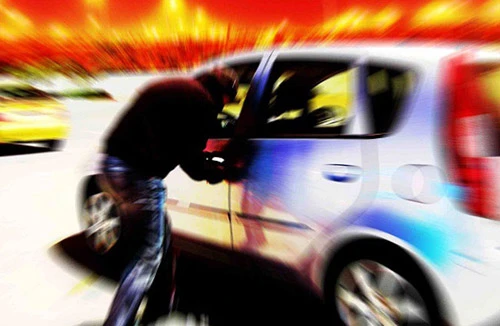 Mất xe ô tô vì chủ quan