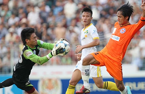 Ngạt thở ở sân Chi Lăng