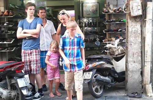 Dễ thuê xe, dễ… thiệt mạng