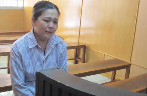 Tranh cãi khi xây nhà, đổ xăng thiêu hàng xóm