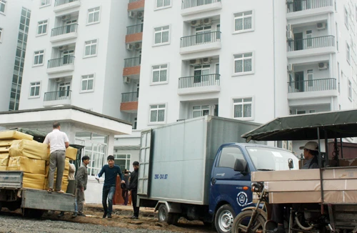 Từ Liêm “lên” quận, giá nhà đất đứng yên