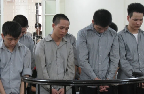 Mất mạng vì biến lễ hội thành cuộc ẩu đả 