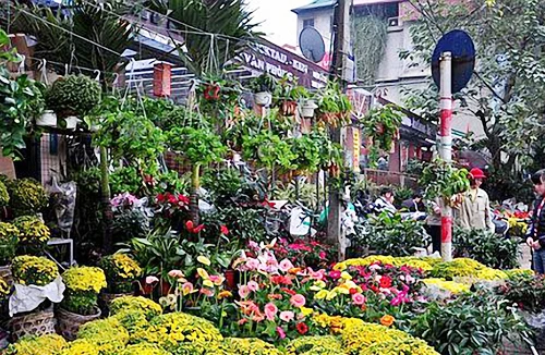 Giữ lấy chợ truyền thống 