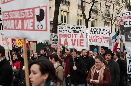 Vết cắt trong lòng nước Pháp