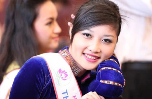 Trưởng Ban tổ chức “tố” Hoa hậu Triệu Thị Hà nói dối