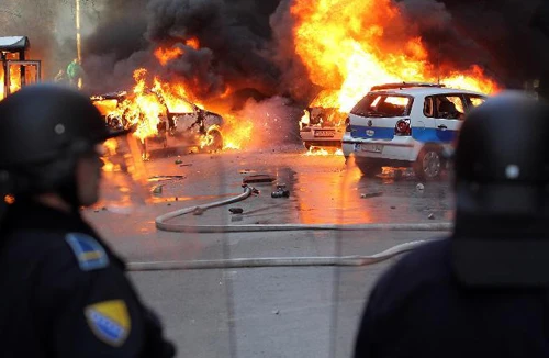 “Ngòi nổ” kinh tế bi đát