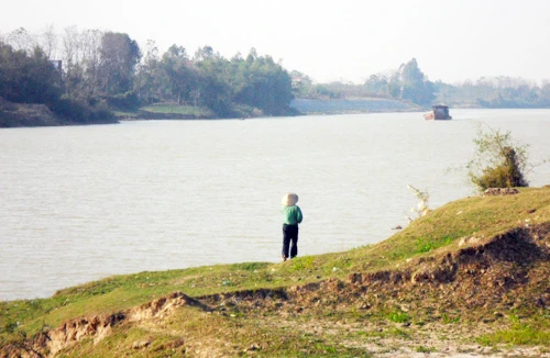 Trai gái một nghìn năm nay phải chia lìa vì lệ của 2 làng bên bờ sông Như Nguyệt