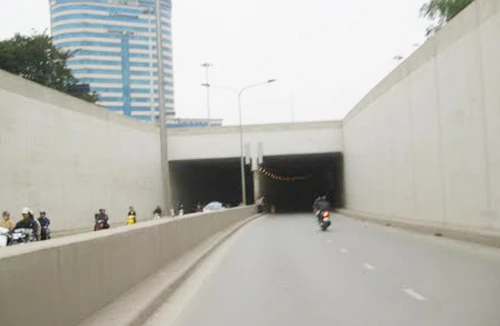 90 tỷ đồng làm hầm xuyên đê sông Hồng