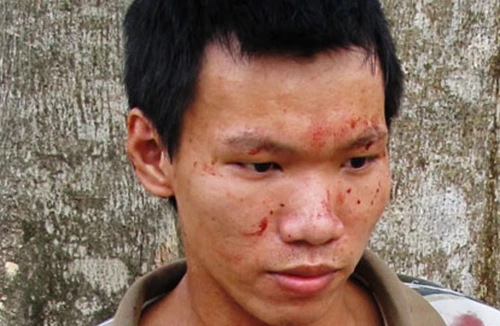 Bi kịch gia đình con đâm chết cha, người mẹ tâm thần không hề hay biết