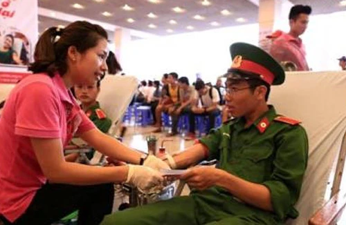 Hơn 25.000 người đăng ký hiến máu nhân đạo