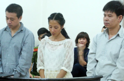 Cặp vợ chồng ma mãnh