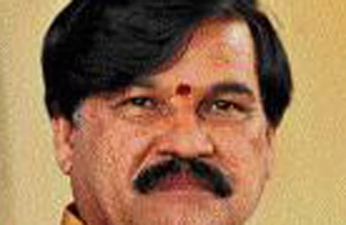 Cựu Bộ trưởng Ấn Độ bị cáo buộc hiếp dâm