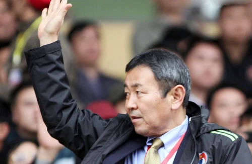 Tân trưởng giải “ghi điểm”