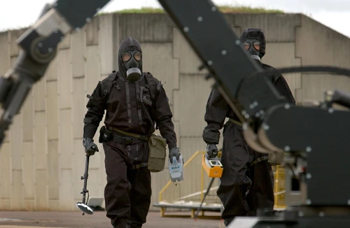 Chặn tham vọng vũ khí hạt nhân