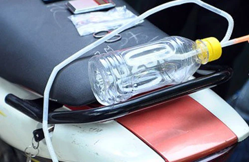 Mang ma túy và cả bộ “đập đá” đi dạo phố