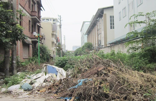 Bán nhà, “quên” làm đường