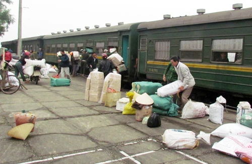 Ngành đường sắt “chờ sung rụng”