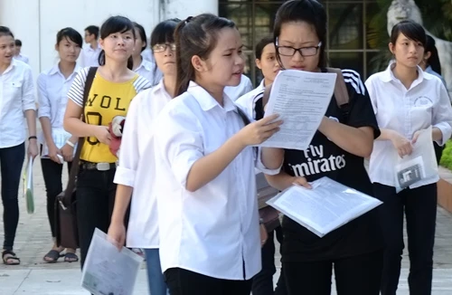 Khoảng 80% thí sinh vượt ngưỡng điểm sàn CĐ, ĐH