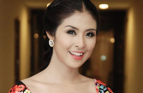  Hoa hậu Ngọc Hân: Xem bóng đá không phải thức đêm