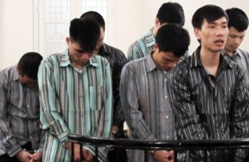 Án mạng từ việc trêu ghẹo phụ nữ 