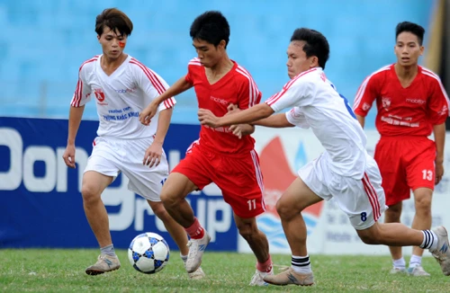 Giải bóng đá học sinh THPT Hà Nội - Báo ANTĐ lần thứ XIV - 2014 Cúp Mobifone: Hồi hộp từng giờ