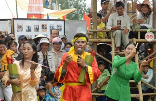 Xây dựng hồ sơ Bài chòi trình UNESCO