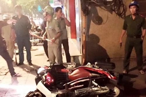 Truy bắt nhóm đối tượng dàn cảnh cướp xe trong đêm