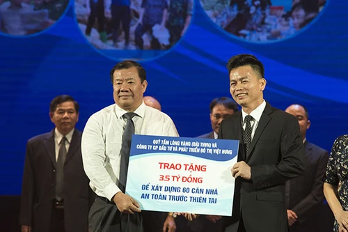 Ecopark ủng hộ 3,5 tỷ đồng xây dựng 60 nhà an toàn trước thiên tai