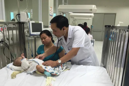 Bộ Y tế yêu cầu làm rõ vụ nộp 30 triệu đồng để được mổ tim sớm ở Bệnh viện Nhi Trung ương