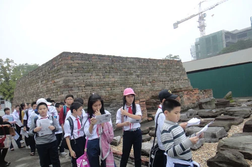 Đổi mới cách học môn Lịch sử: Tích hợp hay chia đôi?