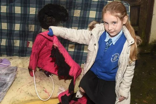 Suýt bị chăn điện thiêu sống