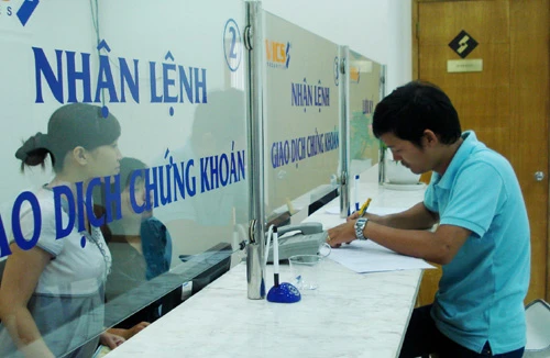 Thêm ưu đãi cho nhà đầu tư ngoại trên TTCK