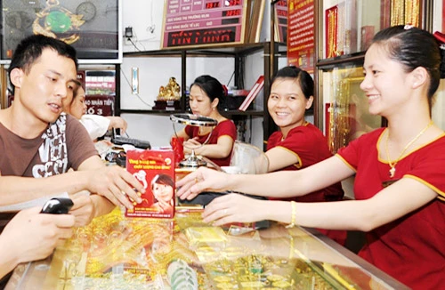 Giá vàng giảm liên tiếp