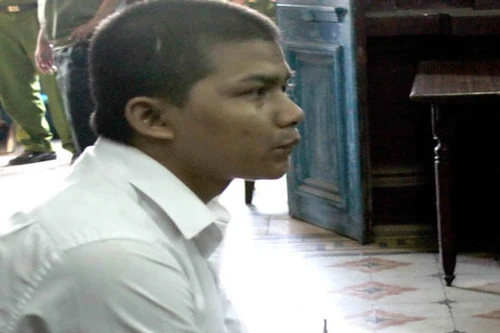 Cuồng ghen, đâm trọng thương người tình ngay đêm 30 tết