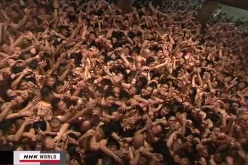 Hơn 9 nghìn người tham gia lễ hội cầu may tại Nhật Bản