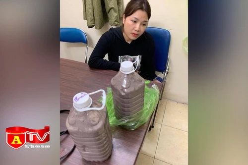 Thủ đoạn giấu ma tuý trong mắm tôm vẫn bị lật tẩy