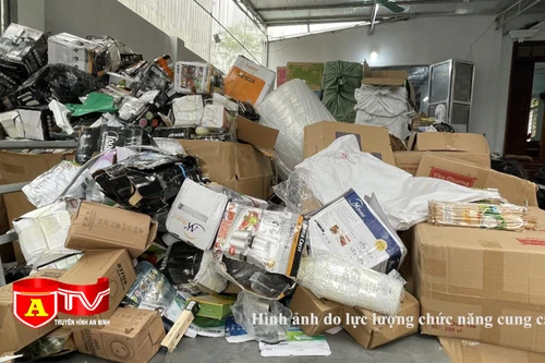 Đột kích cơ sở bán hàng online các sản phẩm nhập lậu và giả mạo nhãn hiệu
