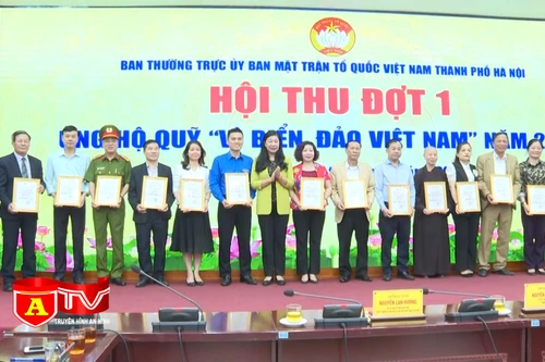 CATP Hà Nội ủng hộ quỹ “Vì biển, đảo Việt Nam" hơn 1,5 tỷ đồng
