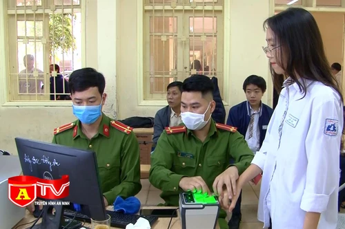 CAQ Đống Đa cấp CCCD lưu động tại trường học