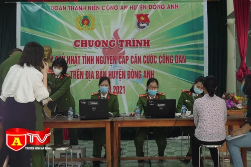 Những “bóng hồng” tham gia chiến dịch cấp căn cước công dân