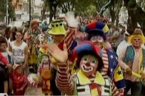 Hàng trăm chú hề tham gia hành hương tại Mexico