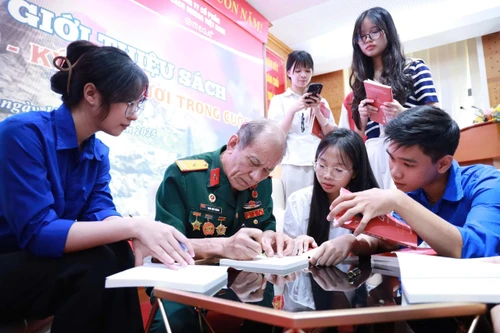 "Hồi ức Quảng Trị - Ký ức người trong cuộc"